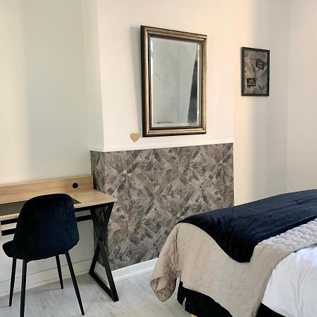 ליל A & V Appart'Hotel מראה חיצוני תמונה